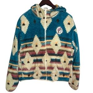 Buc-ees Aztec Zip Up Fleece Bucees
Medium Super Soft Comfy